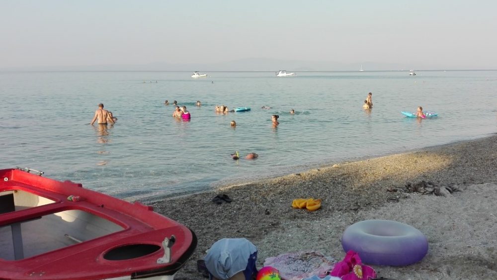 Beach with crystal waters - 30m from Theramvos Polychrono