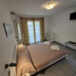 Fully equipped kitchenette in ground floor studio - Theramvos Studios Halkidiki